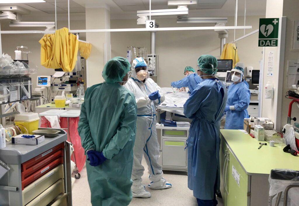 Al treilea spital din România intrat în carantină. Medicii și pacienții, blocați 14 zile