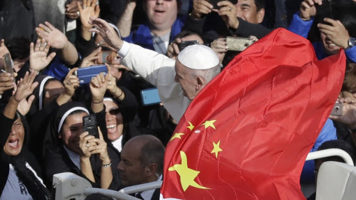 În iadul ateu și totalitar din China, Papa le cere creștinilor chinezi să se supună Regimului Comunist (VIDEO)