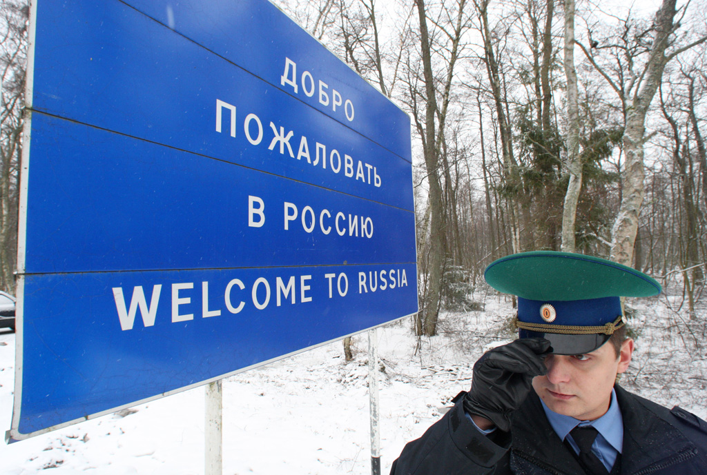 Covid-19. Rusia închide pentru străini frontierele cu Polonia și Norvegia