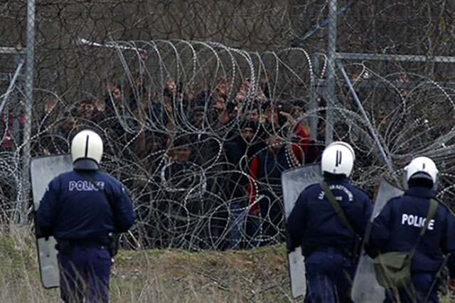 Ne așteaptă un nou val de imigranți? Grecia mai face un gard la frontiera cu Turcia
