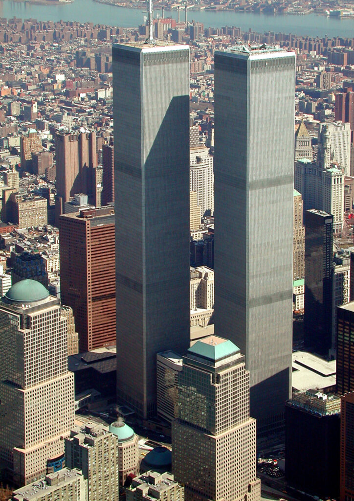 Planurile originale ale World Trade Center, găsite într-o pubelă