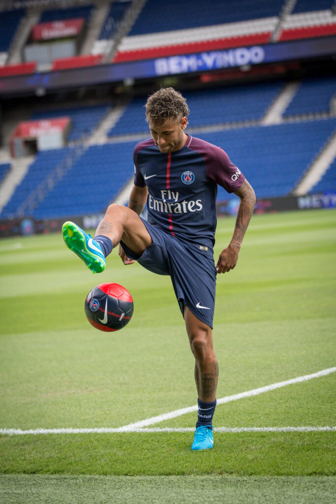 Pierdere financiară uriașă pentru Neymar. Nike i-a reziliat contractul brazilianului, din cauza unui scandal de hărțuire