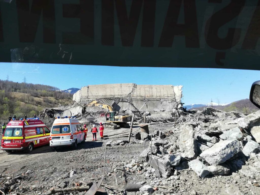 Accident de muncă la mina Uricani. Muncitori prinși sub tone de dărâmături