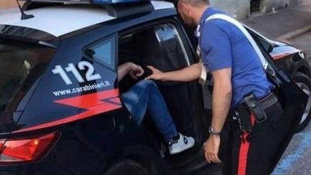 Acuzat de crimă, un român scapă din arestul din Italia grație unei probe foarte tari