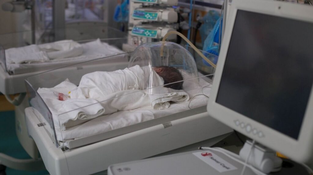 Breaking News. 11 bebeluși au fost testați pozitiv  la Maternitatea Odobescu din Timișoara