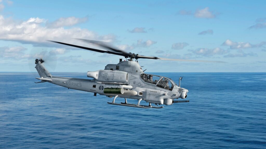 Demonstrație de forță făcută de marina SUA. Elicopterul letal care a devenit vedetă. VIDEO