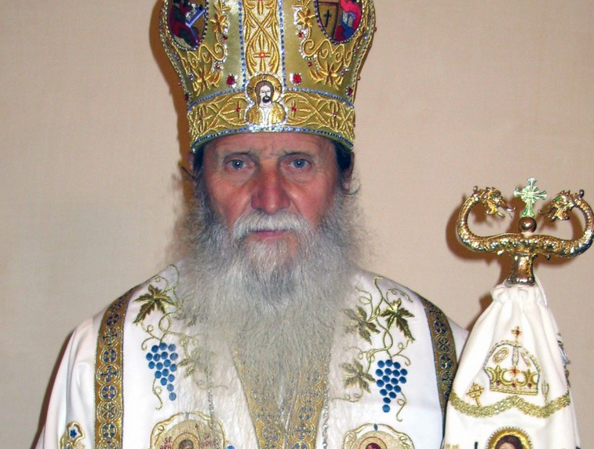 Arhiepiscopul Sucevei, transportat de urgență la Matei Balș. Este infectat cu Coronavirus