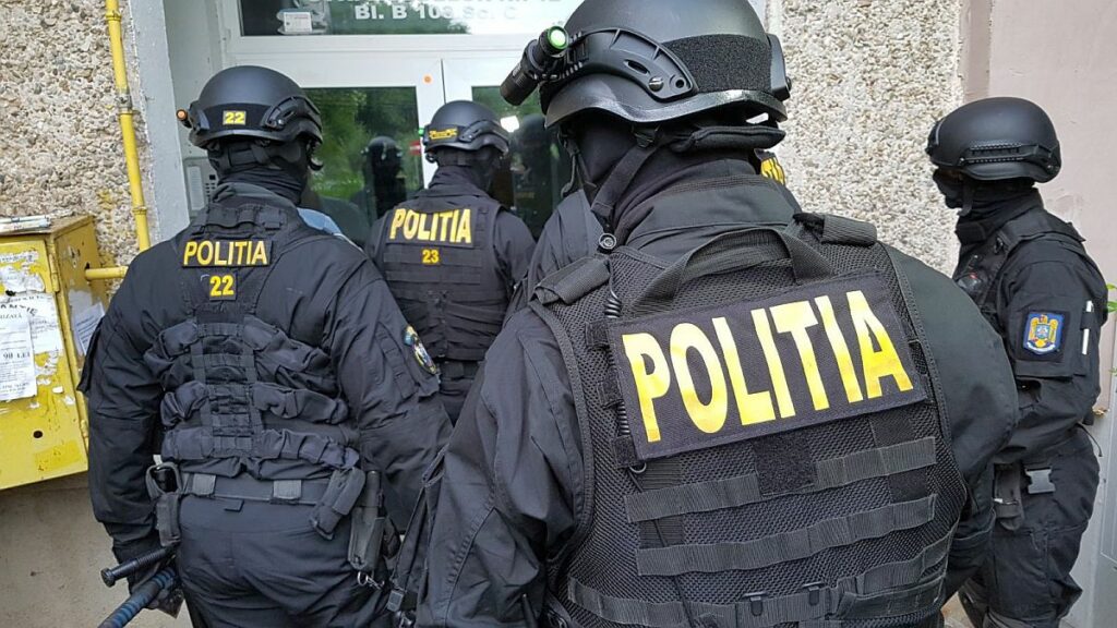 Razie în București. Polițiștii nu iartă pe nimeni VIDEO