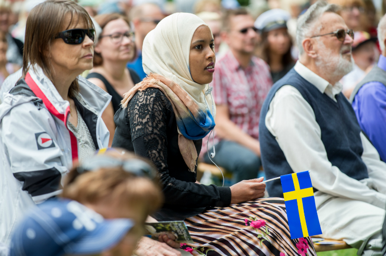 Imigranții ilegali vor avea prioritate în spitale  în fața bătrânilor suedezi?