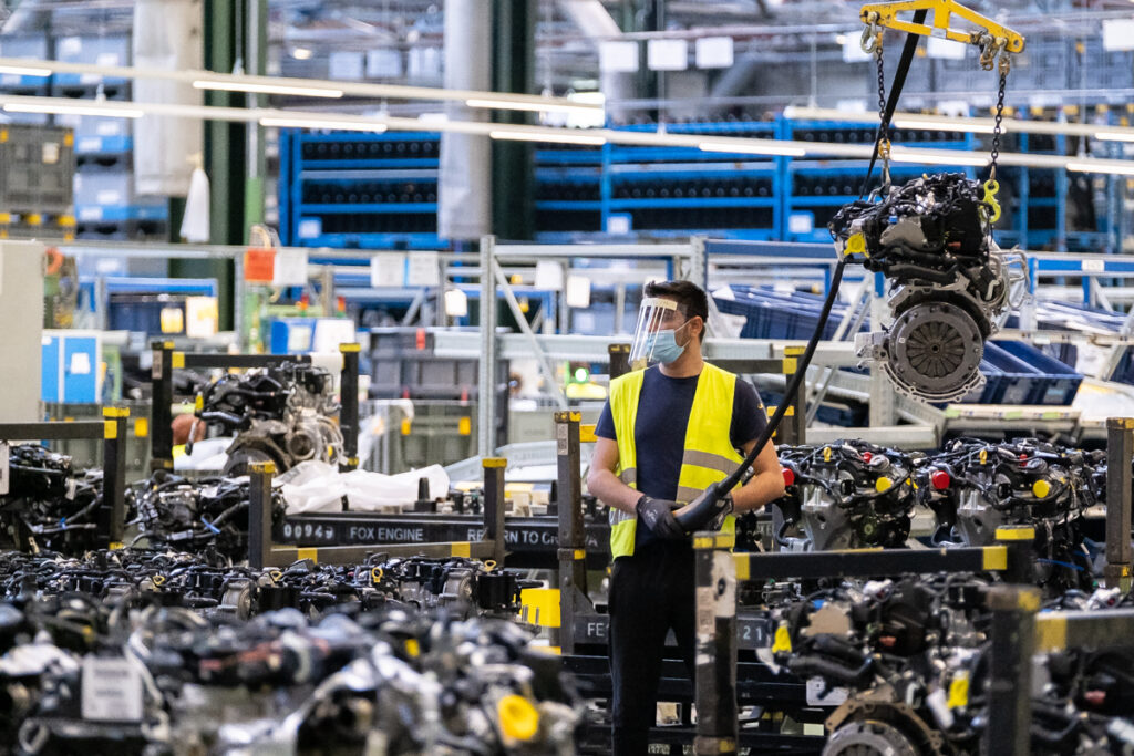 Schimbări majore în industria auto din România! Ford își transferă fabrica din Craiova către un partener