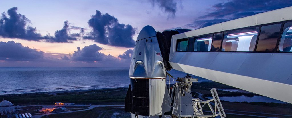 SpaceX - NASA: Racheta Falcon 9 și capsula Crew Dragon au decolat spre Stația Spațială