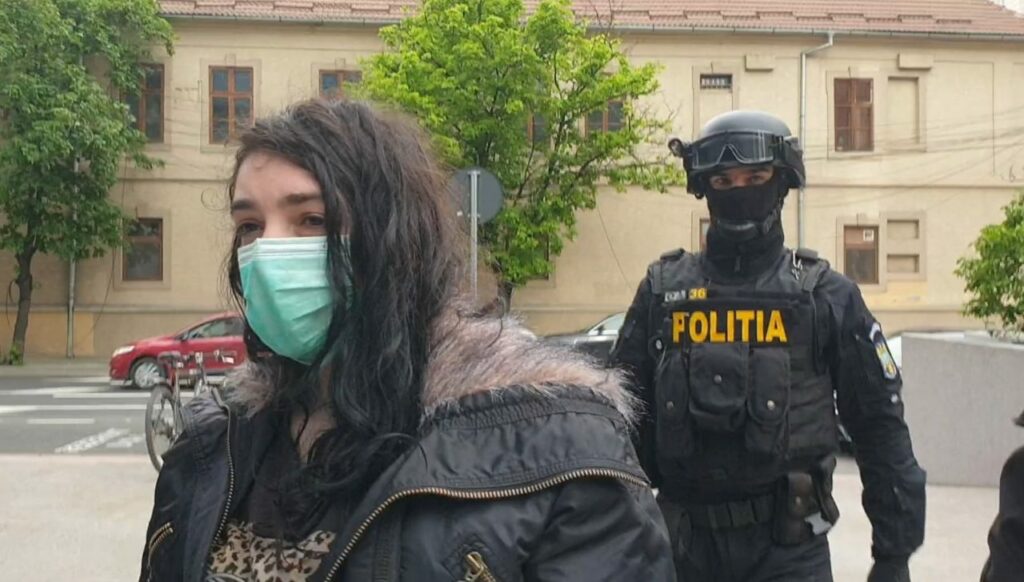 DIICOT, în alertă! O adeptă a Statului Islamic căuta breșe pentru teroriști în România