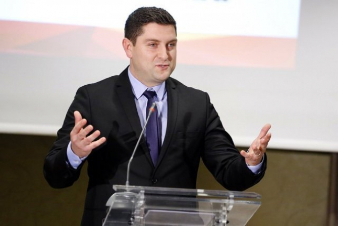 Primarul din Iași pus la punct de un ministru: ”A pierdut fonduri nerambursabile de 12 milioane de euro”