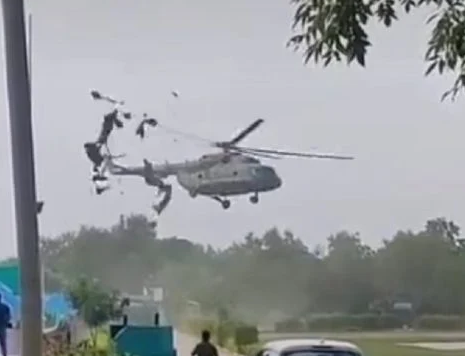 Incident aviatic terifiant. Cum a aterizat un elicopter militar?