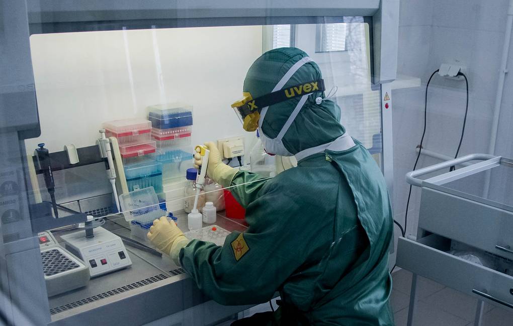 Virusul nu iubește liliecii, îi plac oamenii – Noi dovezi că SARS-CoV-2 a fost creat în Laboratorul din Wuhan