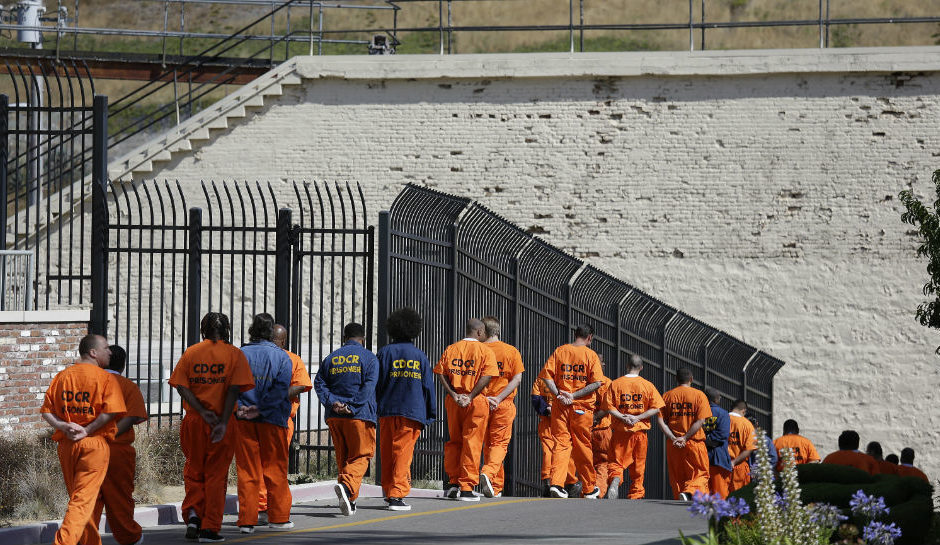 Panică în închisorile americane. Ce fac deținuții pentru a scăpa de pedeapsă