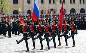 Paradele militare au dezvăluit potențialul de șoc al Armatei Roșii