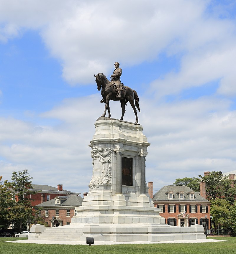 „Rasismul” statuilor confederate. Generalul Robert E. Lee, batjocorit și în mormânt