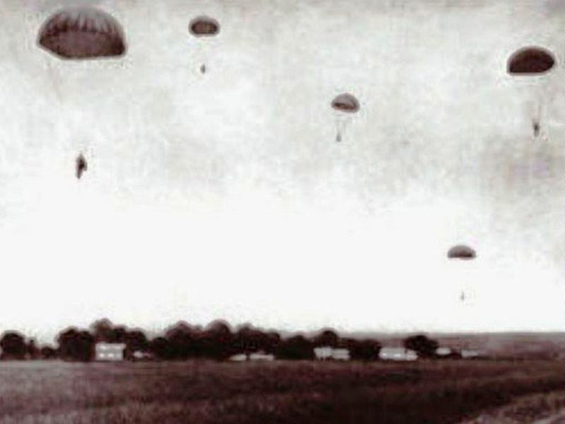 Spionii parașutați de Armata Roșie în România, adunați bob cu bob de militarii noștri