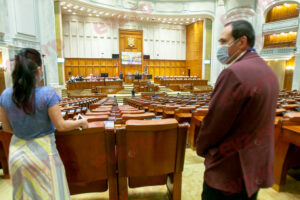Viața românilor se schimbă radical. Proiectul a fost adoptat tacit