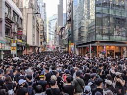 O Globo: Companiile încep să se îndepărteze de Hong Kong din cauza intervenției chineze