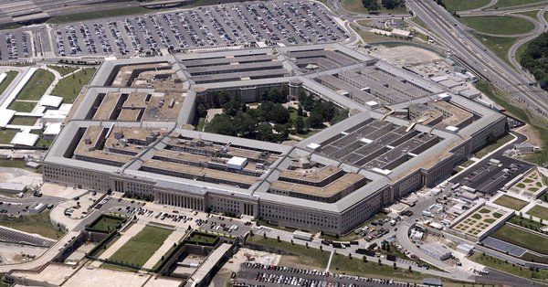 Război cu China. Pentagonul oferă frecvenţe radio militare pentru reţelele 5G comerciale
