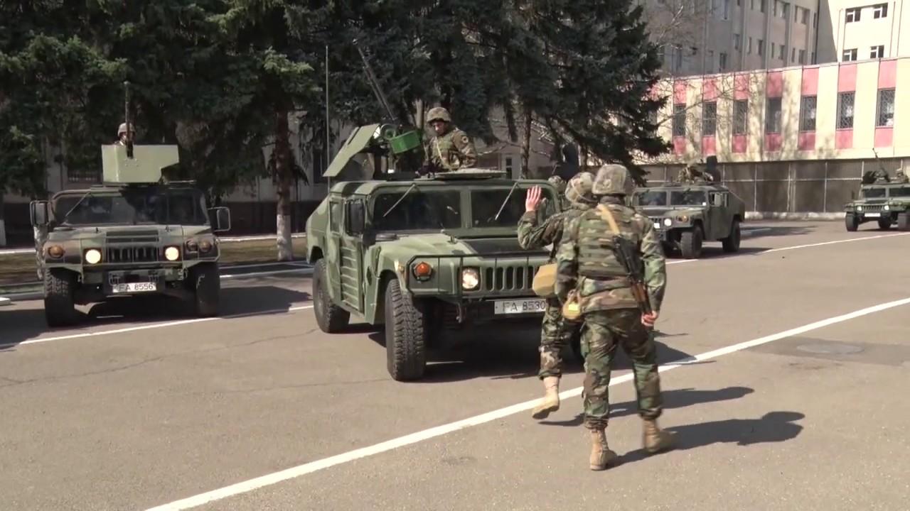 Armata din Belarus în alertă maximă. Unități militare comasate la graniță