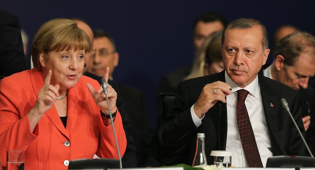 Merkel sfidează Lumea! În plină criză, îi vinde arme lui Erdogan