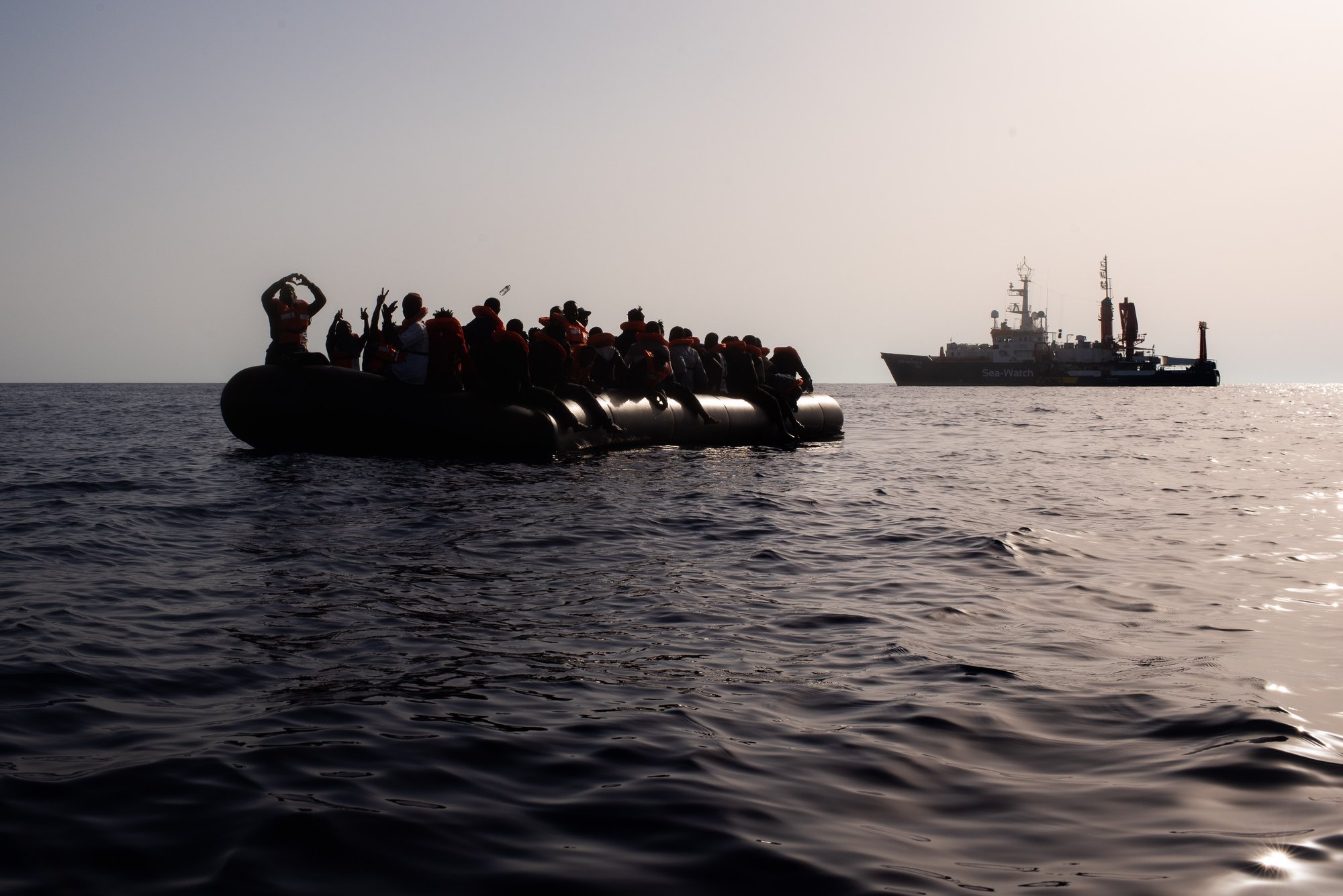 Covid-19. Sătulă, Sicilia vrea să-și închidă centrele pentru migranți