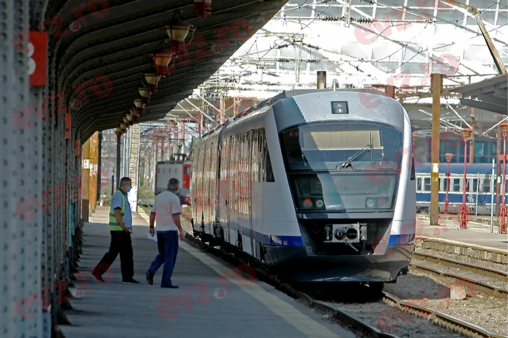 Incident grav pe calea ferată din România. Un tren de călători a rămas fără frâne. Unde s-a oprit