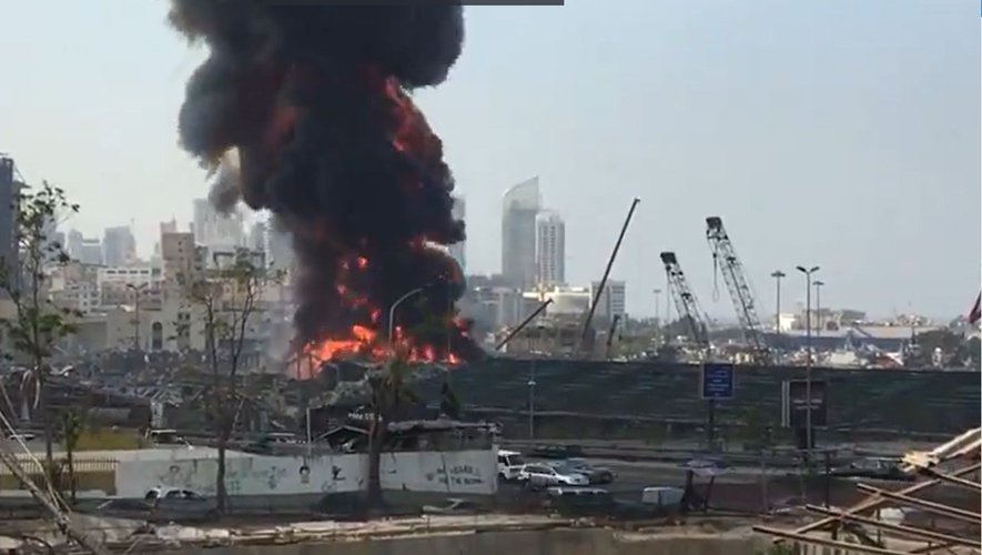 Incendiu gigantic în portul Beirut, la o lună de la explozia catastrofală