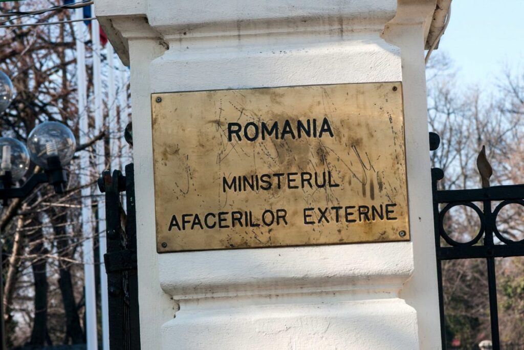 Ultima oră de la MAE. România, pe lista țărilor roșii. Cine ne mai închide ușa