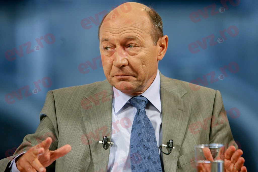 Băsescu a plâns în direct la TV. Ce „l-a uns pe suflet” pe fostul președinte?
