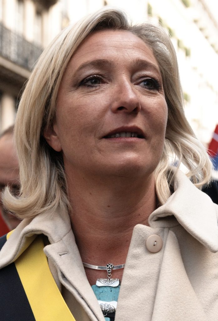 Alegeri prezidențiale în Franța. Marine Le Pen și-a recunoscut înfrângerea și l-a sunat pe Emmanuel Macron: ”Eu îmi voi continua angajamentele”