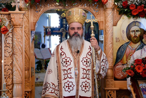 Episcopul de Huși atacă dur de tot! „Apostolii lockdown-ului nu o vor putea carantina pe Sfânta Parascheva”