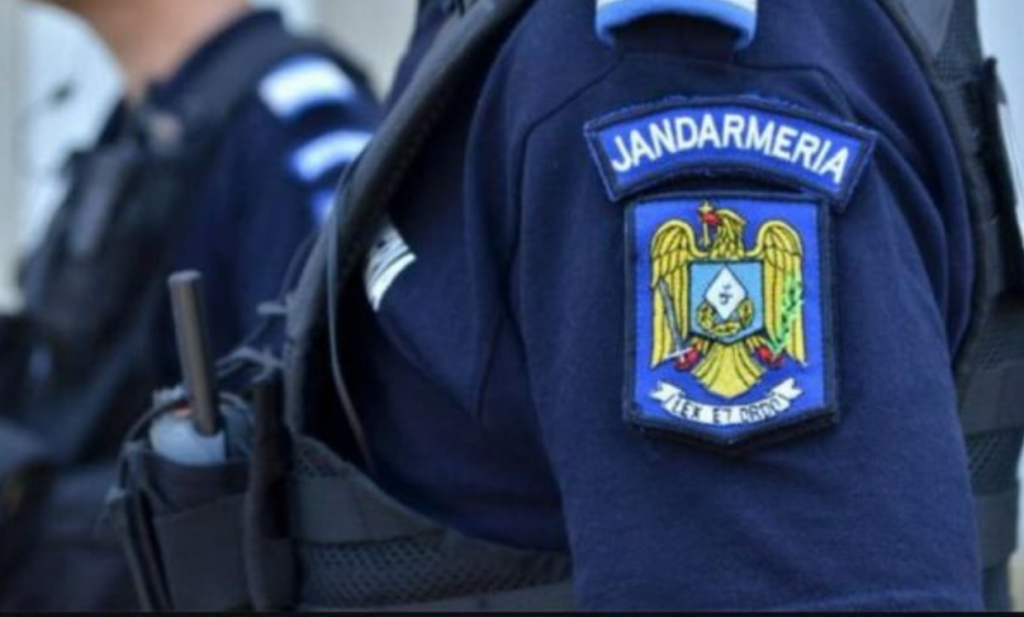 Exclusiv: Fost comandant al Jandarmeriei Constanța, condamnat penal. Doi subalterni munceau ca ospătari, în timpul programului, la barul soției sale
