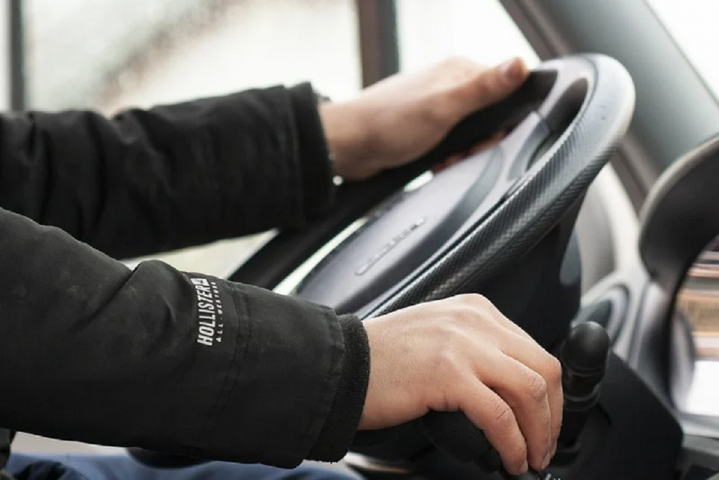 Rămâi fără permis pentru un gest banal! Pericol mare pentru șoferi din cauza COVID-19
