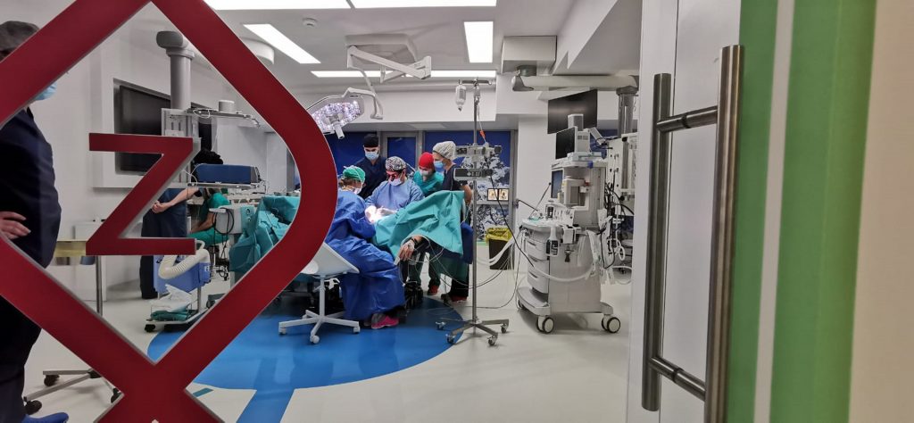 Premieră chirurgicală șocantă în România! Și-a micșorat bărbația pentru sportul favorit