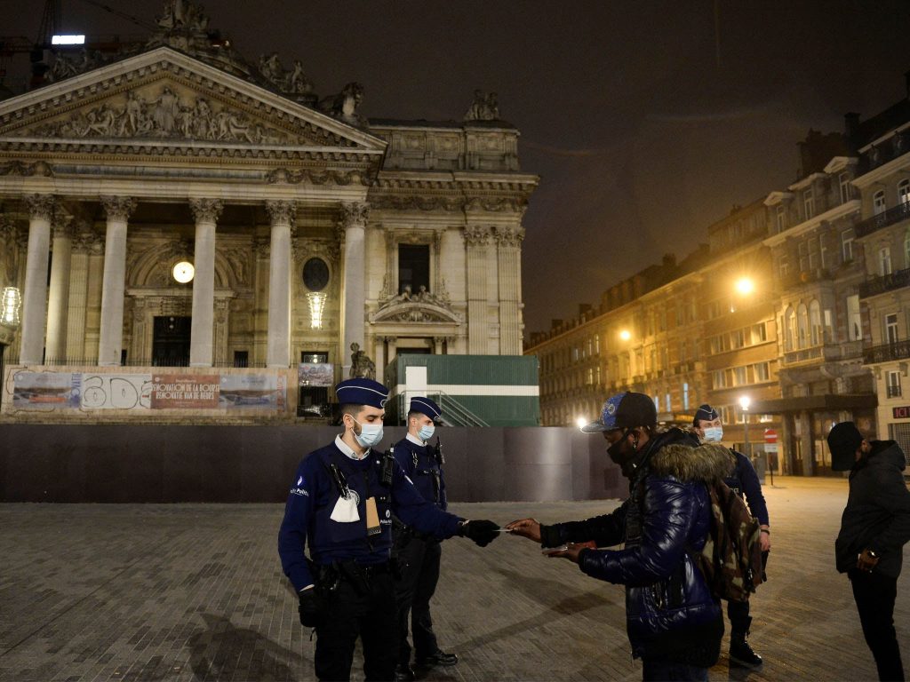 Pandemie: Belgia recurge la măsuri drastice. Nu se mai iese din țară decât în caz de „urgență”