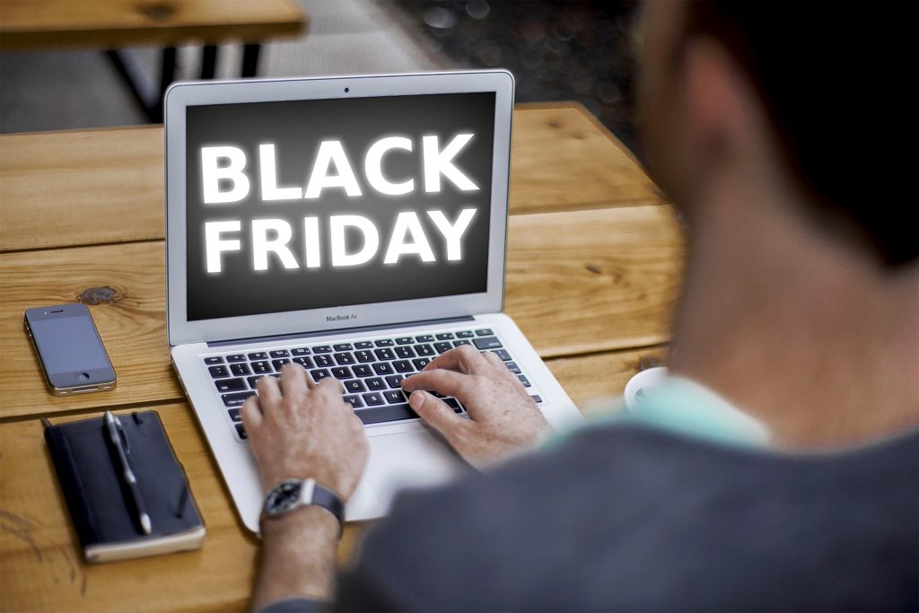 Cum recunoști o ofertă reală de Black Friday? (P)