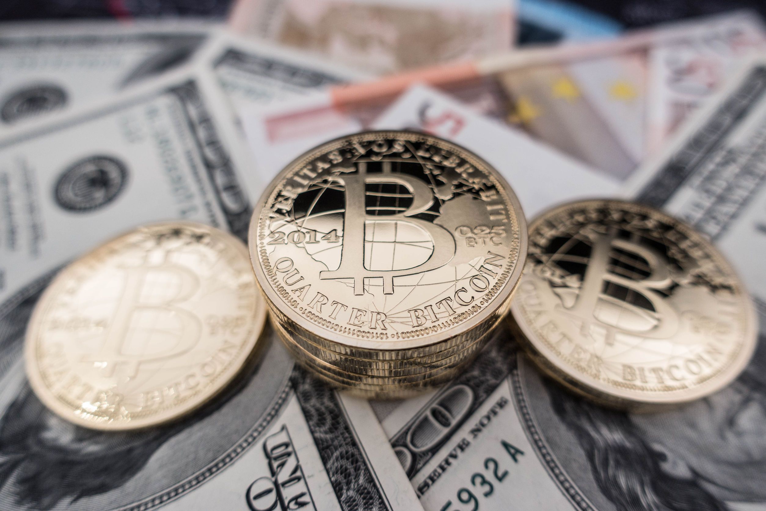 Bloomberg: De ce prăbuşirea suferită de Bitcoin reprezintă o victorie majoră pentru criptomonede