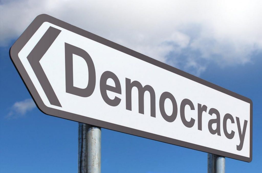 DER TAGESSPIEGEL: De ce este bine ca democrația să greșească