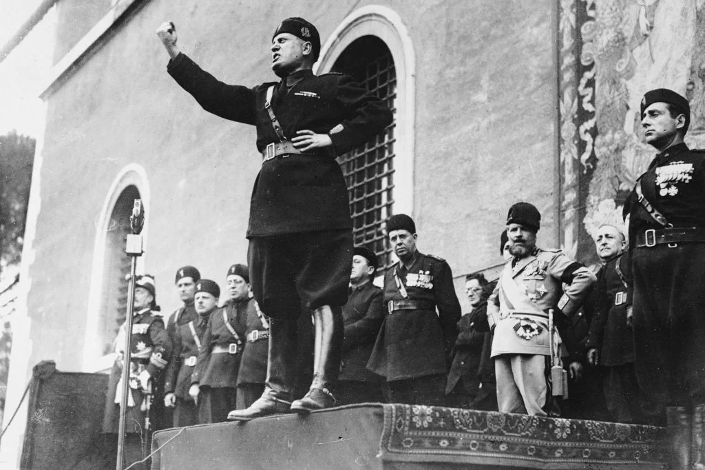 Benito Amilcare Andrea Mussolini, „rege al manipulării”