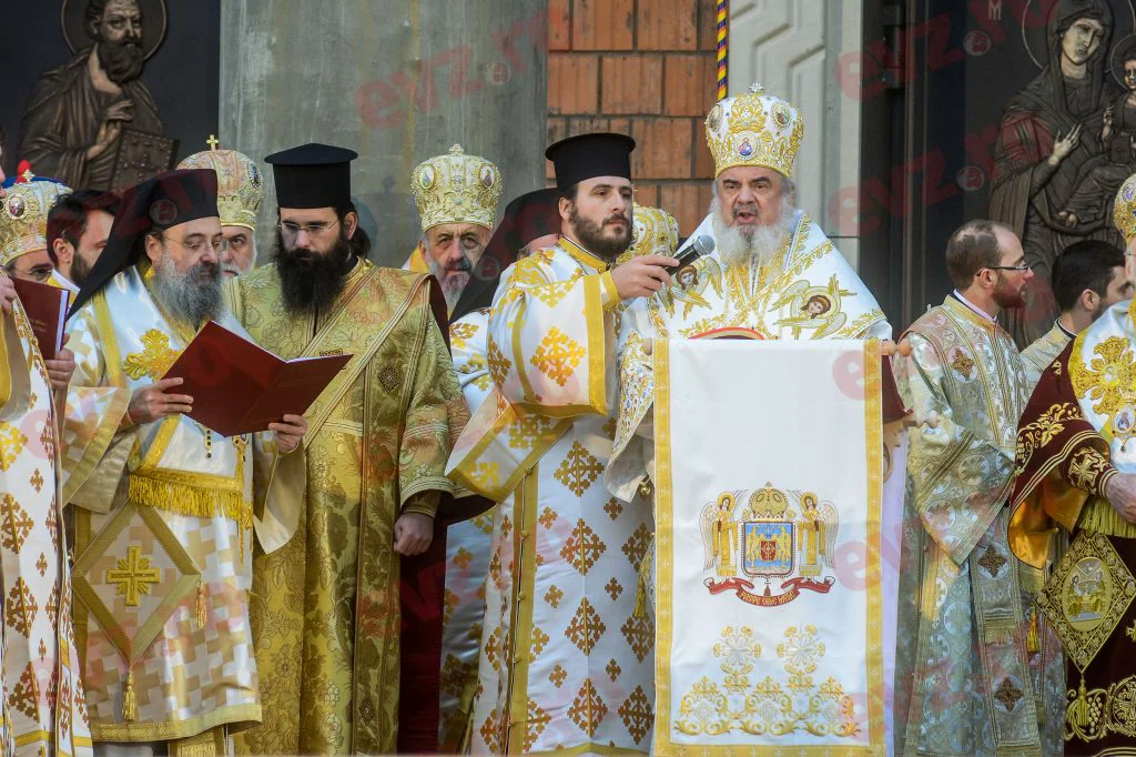 Patriarhul Daniel a prezentat Icoana Anului omagial 2021