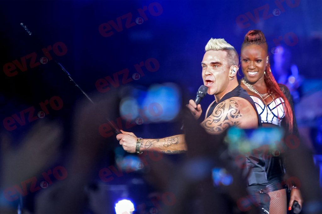 Show memorabil al lui Robbie Williams la București. Câți români i-au fost alături. Video