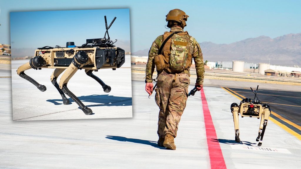 Divizia câinilor roboți, arsenalul secret al Air Force. Capacitățile uimitoare ale câinilor cu creier reptilian. VIDEO