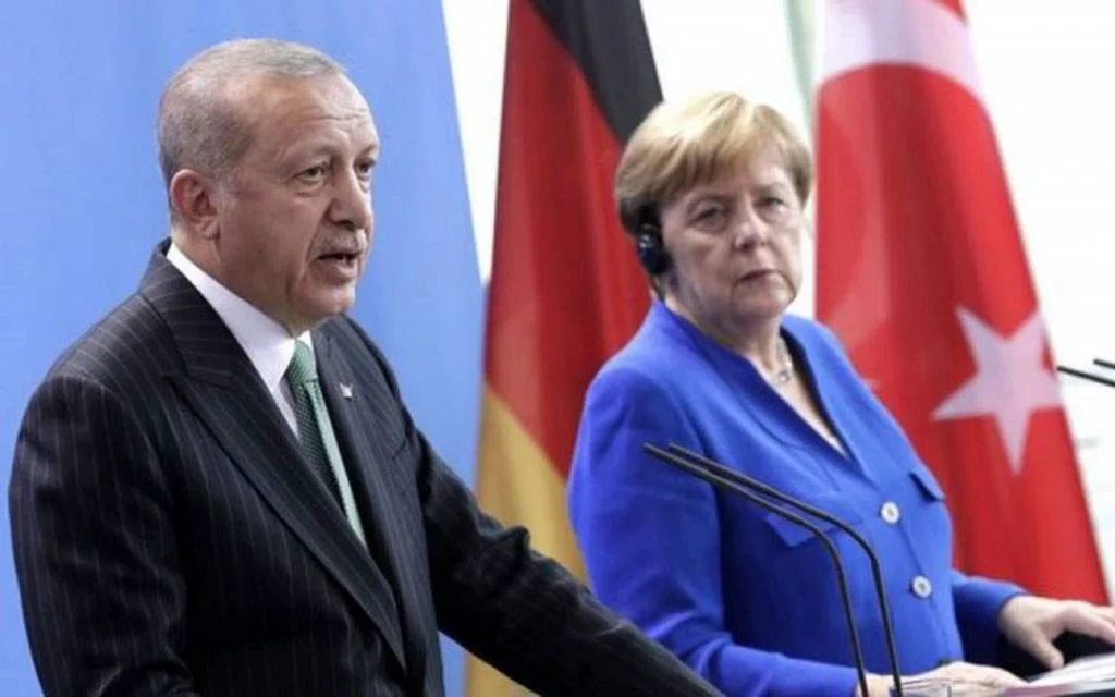 I-a ajuns sancțiunea la os: Erdogan îi pupă papucul lui Merkel