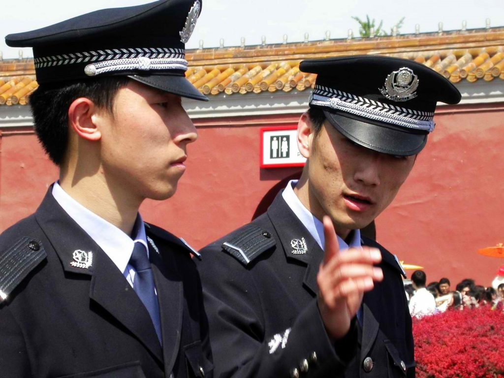 Jurnalistă de la Bloomberg, arestată în China. UE: Eliberați toți ziariștii!