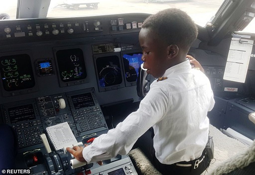 „Captain”, copilul-minune care a uimit lumea aeronauticii. Ce planuri are cu miliardarul Elon Musk