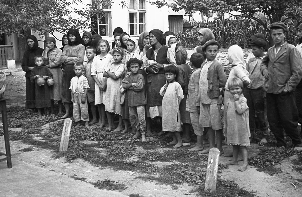 Dezvăluiri despre foametea și mizeria în care trăiau românii înainte de 1989. Știa Nicolae Ceaușescu? Adevăruri despre trecut (partea a III)